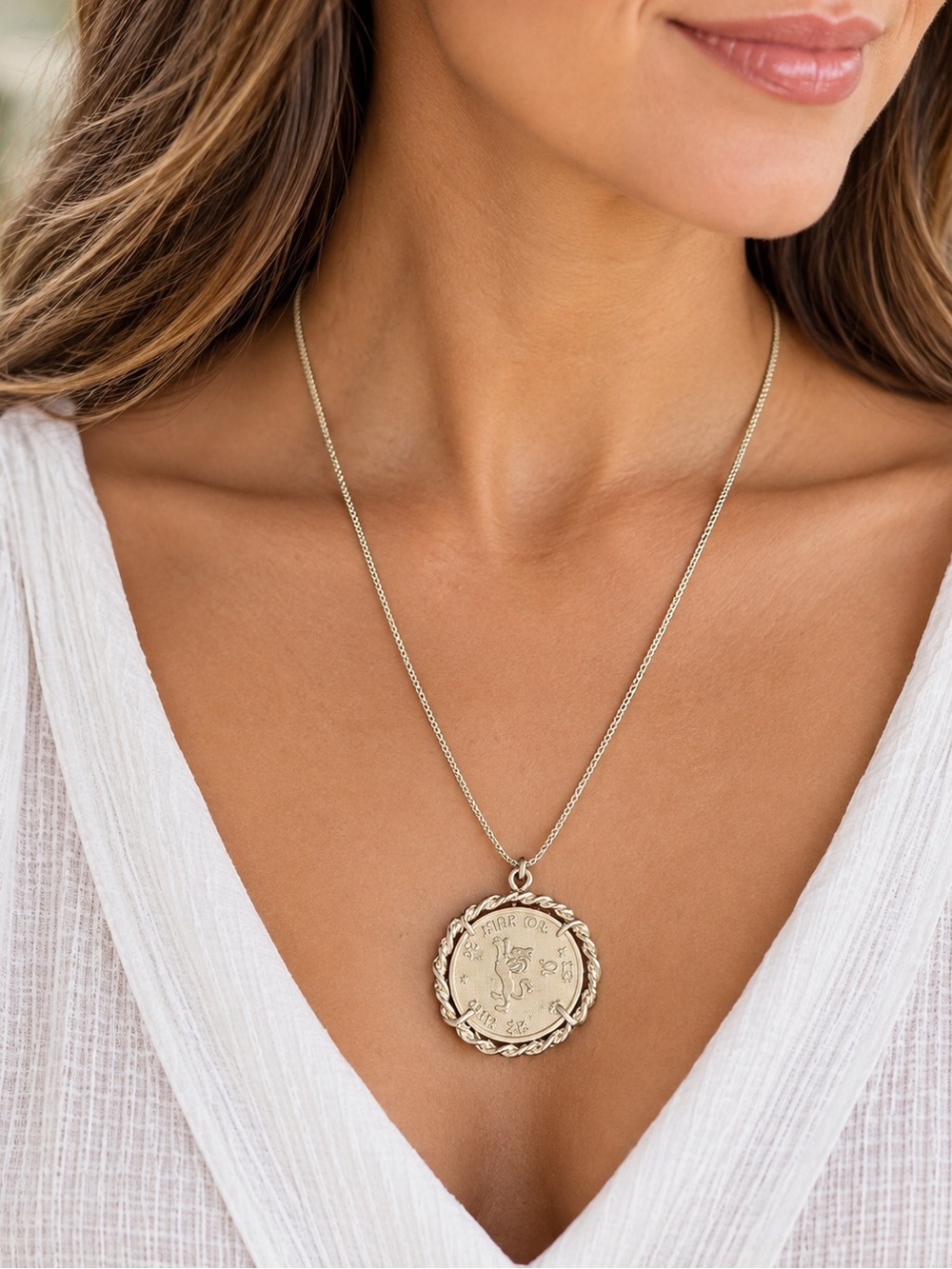 1970 Gold Tone Astrological Sign Leo on 20” Gold Tone Necklace